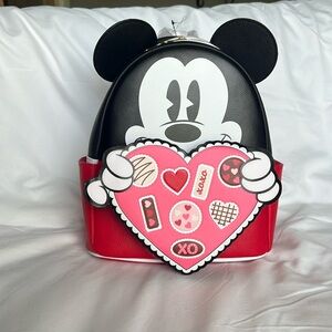 °o° BRAND NEW WITH TAGS °o° - Loungefly Mickey Valentines Mini Backpack